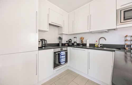Fitzrovia Apartment | 🌇 Private Terrace | 🏙️ Penthouse | 🛗 Private Lift | ❄️ A/C | 🛏️ Sleeps 6