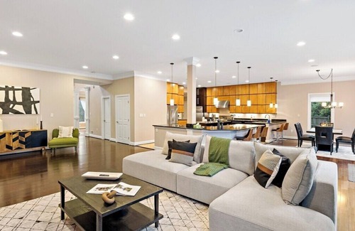 McLean House | Private Theatre | 6 bedrooms | Yoga Room | Luxury