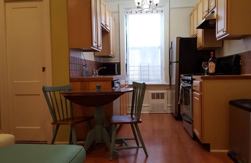 Windsor Terrace Apartment | Private two bedroom apartment in safe and popular neighborhood, Brooklyn