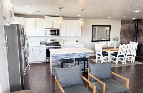 Gem County Apartment | Private Upstairs Apartment with Game Room on 5 Acre Ranch