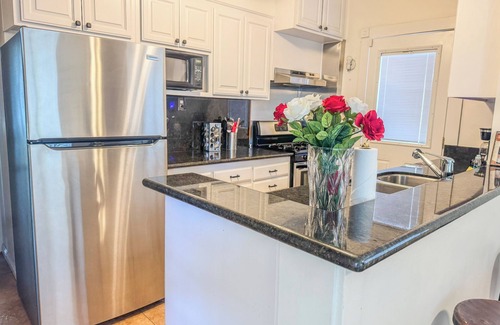 Bankers Hill House | Private Vacation Home In San Diego With Security/Safety, Child Friendly, Pet Friendly