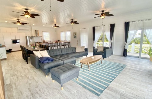 North Palmetto Point Villa | Private Villa on most stunning pink sand beach