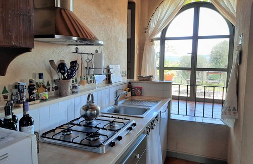 San Giovanni d'Asso Villa | Private Villa with WIFI, A/C, private pool, TV, patio, panoramic view, parking, close to Montalcino
