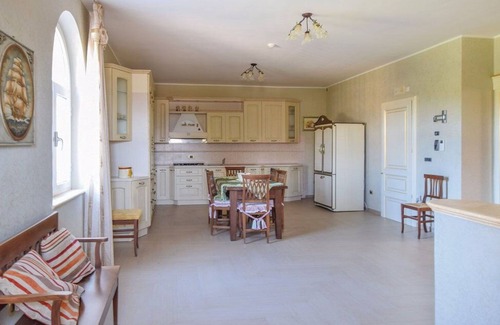 Castrovillari Villa | Private Villa with hot tub, WIFI, private pool, patio, pets allowed, panoramic view, parking