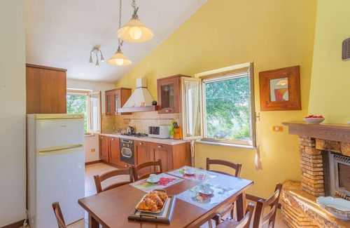 Marciano House | Private Villa with private pool, A/C, WIFI, TV, terrace, pets allowed, panoramic view, parking