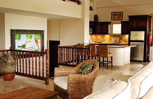 Isla Bastimentos House | Private Villa at Red Frog Beach Resort