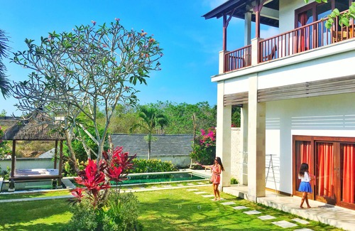 Kampial Villa | Private villa; big garden and 3 BR, outdoor pool, internet, daily cleaning