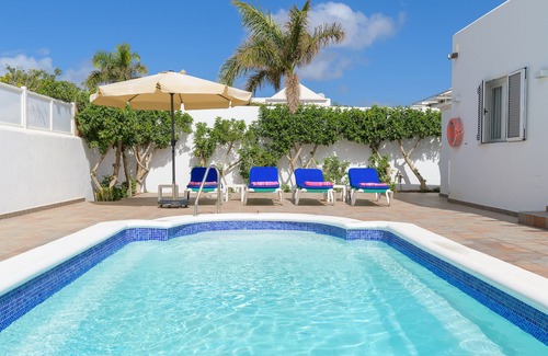 Los Mojones Villa | Private villa with pool and whirlpool in a quiet location
