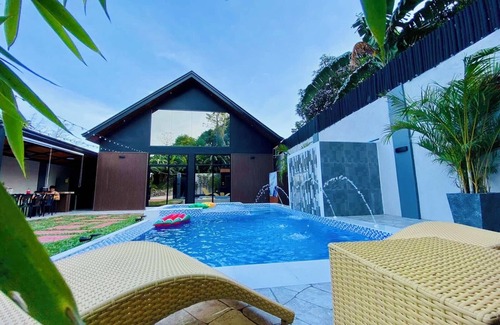Rizal Province Villa | Private Villa in Rizal with Mountain View