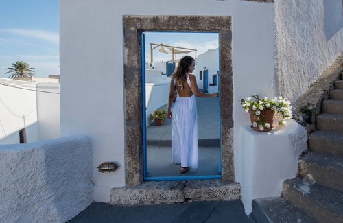 Megalochori Villa | Private Villa inside the traditional village of megalochori in santorini island