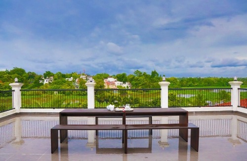 Piliyandala Villa | Private Villa Overlooking Bolgoda Lake