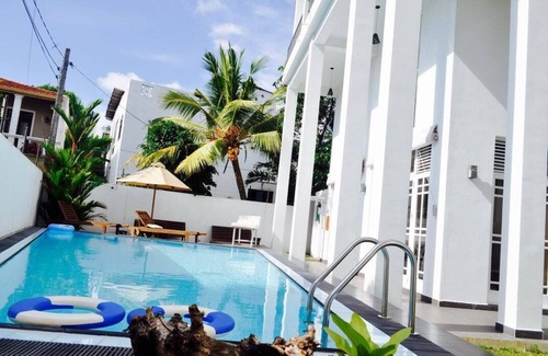 Piliyandala Villa | Private Villa Overlooking Bolgoda Lake