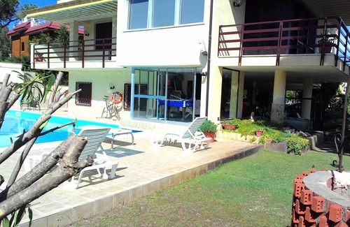 Castel Volturno Villa | Private villa-pool; 30 minutes from Naples garden 2000 sq. m.;14 beds;