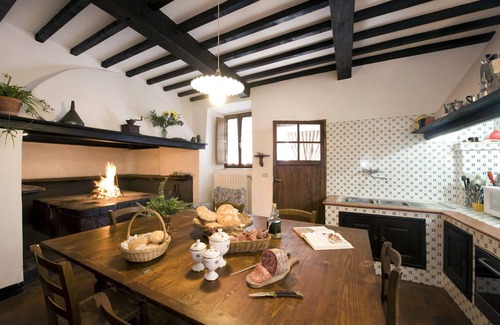 Volterra Villa | Private Villa with A/C, WIFI, private pool, TV, patio, panoramic view, close to San Gimignano