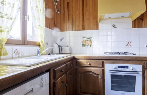 Loupiac House | Private Villa with A/C, WIFI, private pool, TV, terrace, pets allowed, panoramic view, parking