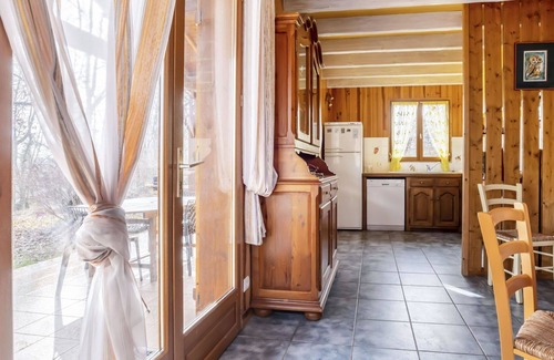 Loupiac House | Private Villa with A/C, WIFI, private pool, TV, terrace, pets allowed, panoramic view, parking