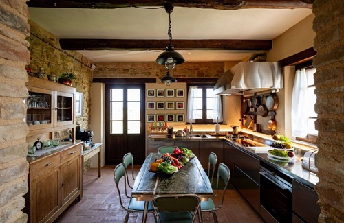 Castel Ritaldi Villa | Private Villa with private pool, WIFI, A/C, TV, patio, panoramic view, parking, close to Spoleto