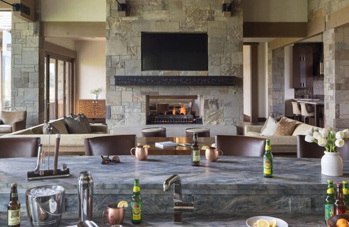 South Park Villa | Private villa with panoramic views