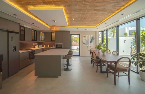 Al Barsha 1 Villa | Private villa with pool