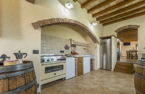 Tribogna Villa | Private Villa with private pool, internet, A/C, TV, terrace, pets allowed, panoramic view, parking