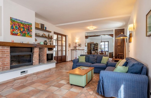 Basaluzzo Villa | Private Villa with WIFI, hot tub, private pool, TV, patio, pets allowed, panoramic view, parking