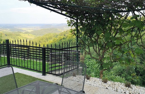 Maribor Villa | Private wellness for 2 with amazing view, sauna & hot tub