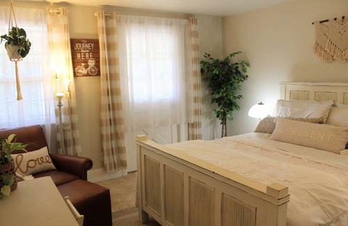Briargate Other | Private, Walkout Boho Basement Beyond the Bridge - Farm Property 5 min from I-25