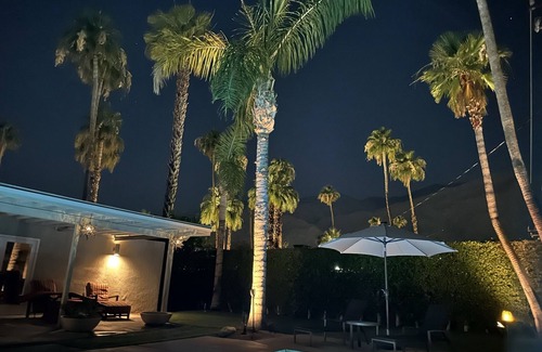 Tahquitz River Estates House | Private Warm Sands-Great Views, Mid Century, Close to Downtown