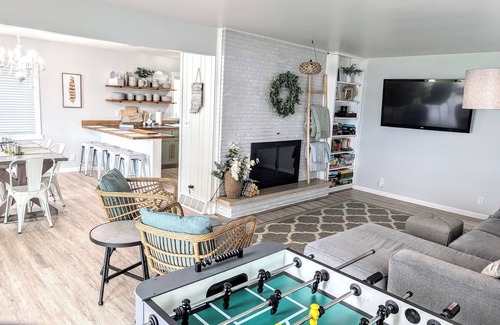 Simonton Lake House | Private Waterfront 4 Bedroom Lake Home, 25 min. from Notre Dame, Simonton Lake