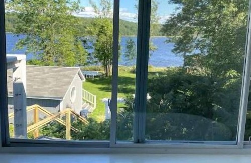 Winterport House | Private Waterfront Cottage