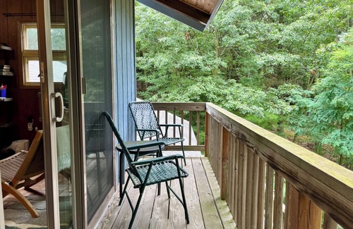 Shelby Cottage | Private Waterfront Setting on Lake Michigan