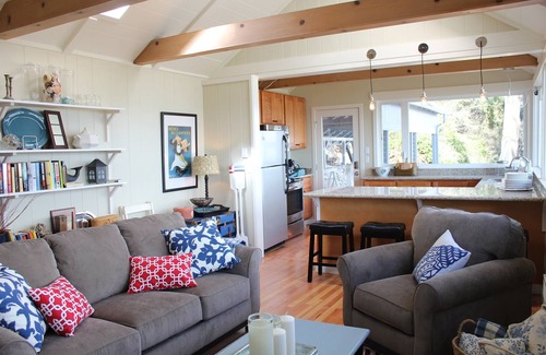 Freeland Cabin | Private Whidbey Island Waterfront Beach Cabin
