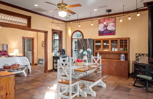 Mountain Home Cottage | Private White River Estate on 214 acres. ATV/hiking trails. Pets stay free