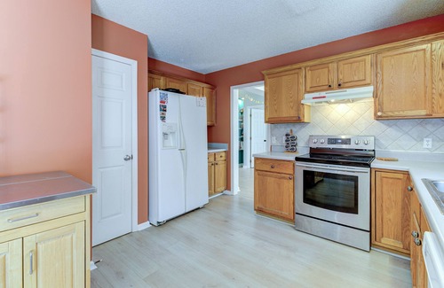 Myrtle Grove House | Private Wooded Retreat Near Beach & Town