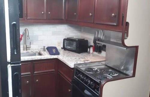 River District Boat Rental | Private Yacht - On The River - In Heart of Downtown
