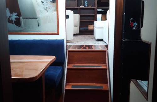 River District Boat Rental | Private Yacht - On The River - In Heart of Downtown