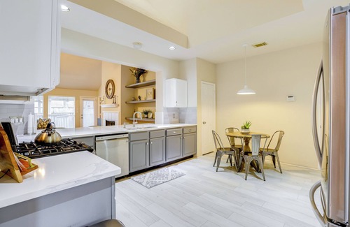 Clodine House | Private Yard + Gazebo: Quiet Houston Home