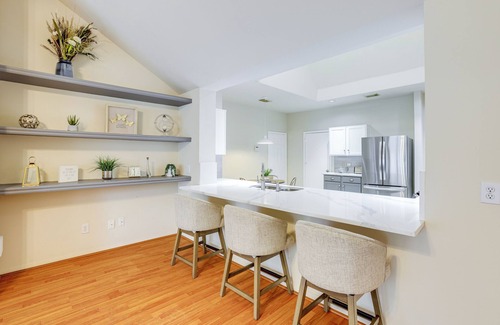 Clodine House | Private Yard + Gazebo: Quiet Houston Home
