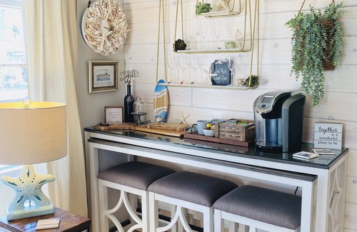 Coronado Cottage | Private yard💕