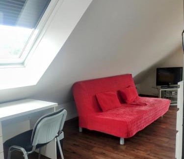 Munzingen House | Private Zimmer mit Bad in Freiburg