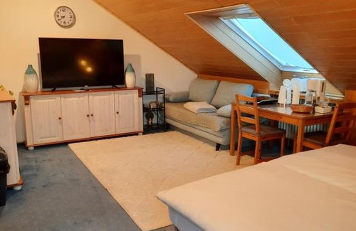 Haunstetten-Sud House | Privatzimmer in Augsburg-Haunstetten