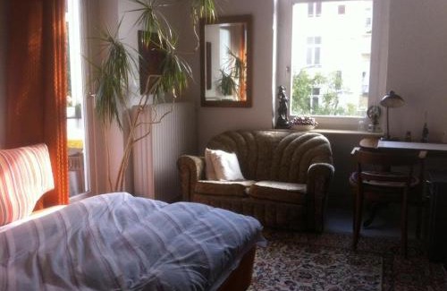 Vahrenwald-List House | Privatzimmer Wagner