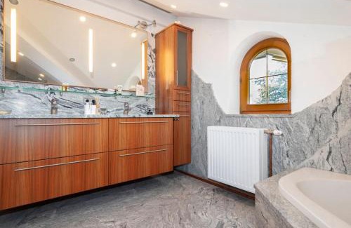 Zirl Apartment | Privatzimmeroase Felicitas exklusive Zimmer