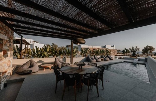 Plaka Villa | Privilege Villa With Private Pool & Jacuzzi