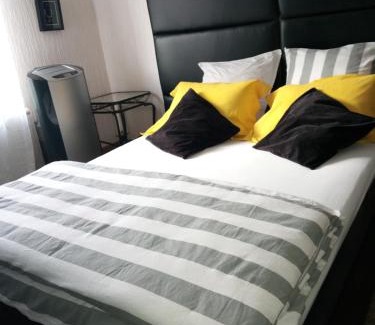 Valleiry Bed & Breakfast | # Prix "Travellers Awards 2023 et 2024" LAC LEMAN Velos Viarhôna Geneve Annecy