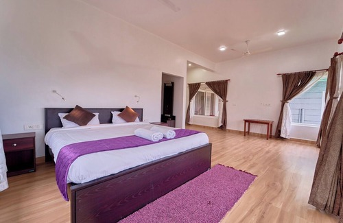 Elappara Resort | Priyas Villa Vagamon by VOYE HOMES