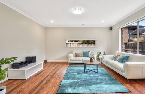 Keysborough House | Prized Keysborough 5 bedroom Family Home*