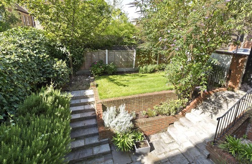 North Kensington House | Pro- Managed, Brand New Maisonette with Garden