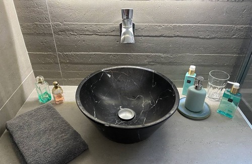 Saint-Thomas-d'Aquin Apartment | Proche du Bon Marché 2 Pièces de Charme