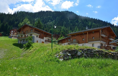 Valfrejus Condo | Proche du Centre! Appart sympa, Piscine + Sauna